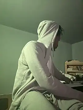 SluttyLyfe4L online show from 9, 4, 2026