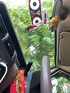 SnapIDRakesh4 online show from 7, 3, 2025