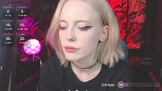 Crackling Tatii online show from 10, 3, 2025