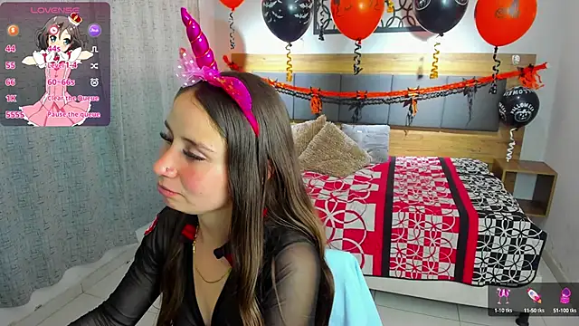 Snapshot of martina_lujann chatting on 3, 10, 2025 martina lujann online show from 3, 10, 2025