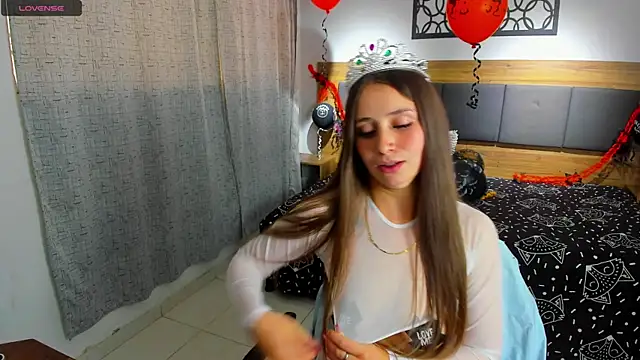 martina lujann online show from 31, 10, 2025