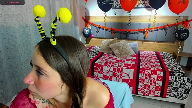 Snapshot of martina_lujann chatting on 6, 10, 2025 martina lujann online show from 6, 10, 2025