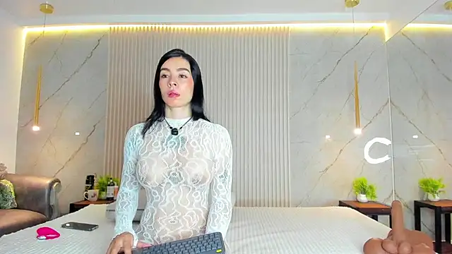 nathassa grant online show from 12, 11, 2025