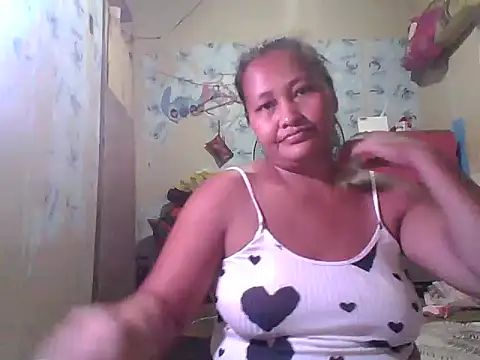 Snapshot of Sweetchuby1995 chatting on 30, 5, 2026 Sweetchuby1995 online show from 30, 5, 2026