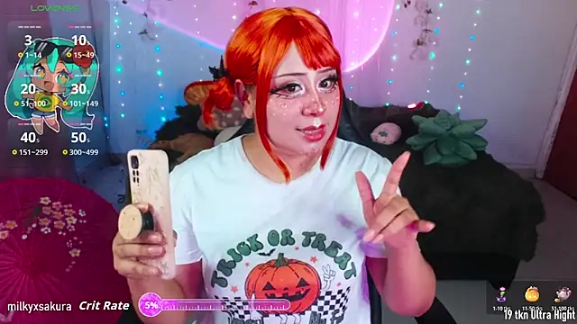 Snapshot of MilkyXSakura chatting on 31, 10, 2025 MilkyXSakura online show from 31, 10, 2025