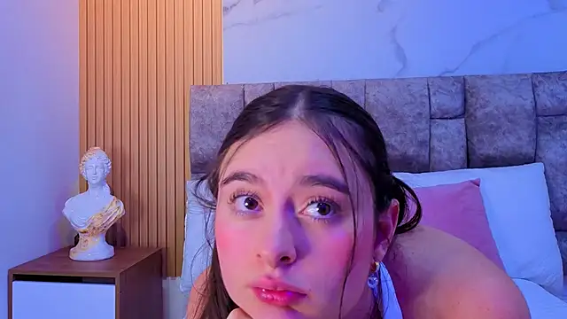 Khalifa fletcher online show from 31, 10, 2025