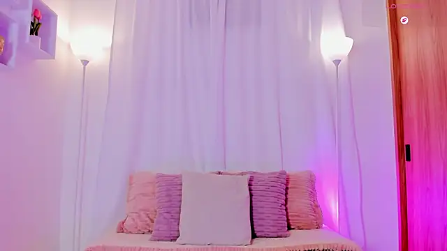 AishaPeyton online show from 6, 7, 2026