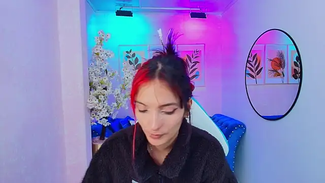 Snapshot of Dafne_huges chatting on 27, 10, 2025 Dafne huges online show from 27, 10, 2025