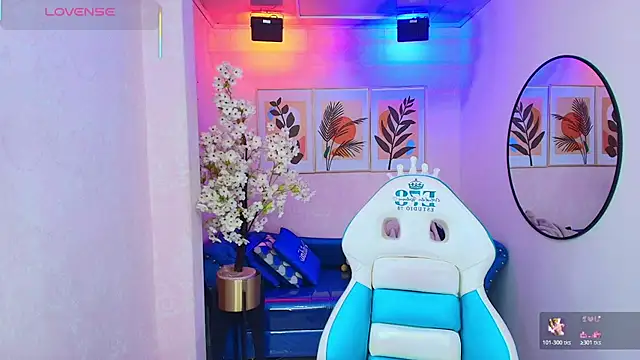 Snapshot of Dafne_huges chatting on 21, 10, 2025 Dafne huges online show from 21, 10, 2025