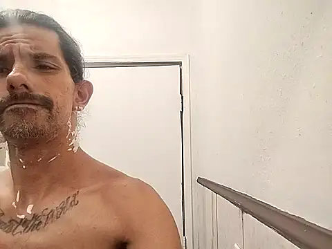 2LatinoUncutPARTY online show from 29, 9, 2025