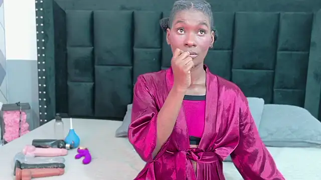 petitelittleebony online show from 14, 3, 2026