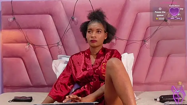 petitelittleebony online show from 9, 4, 2026