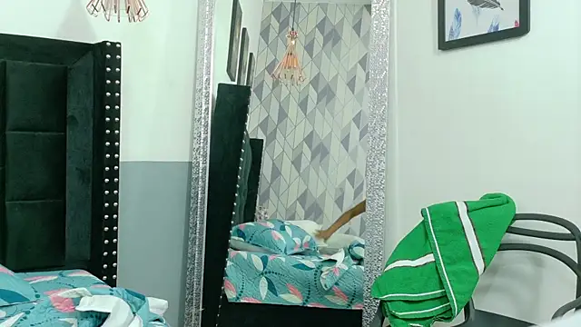 petitelittleebony online show from 28, 3, 2026