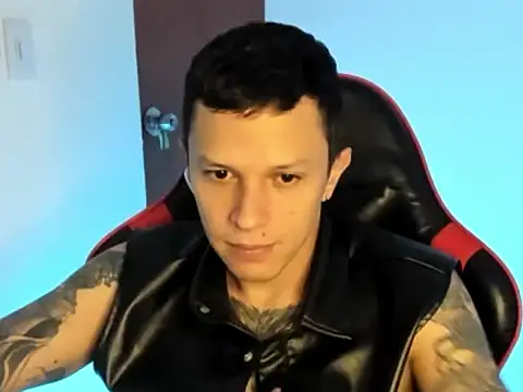 Snapshot of goodboy69l chatting on 26, 6, 2026 goodboy69l online show from 26, 6, 2026