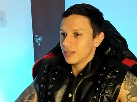 Snapshot of goodboy69l chatting on 9, 7, 2026 goodboy69l online show from 9, 7, 2026