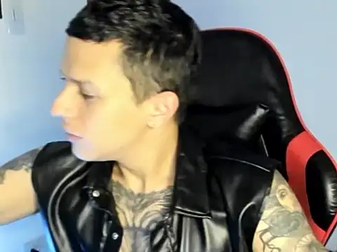 Snapshot of goodboy69l chatting on 17, 6, 2026 goodboy69l online show from 17, 6, 2026