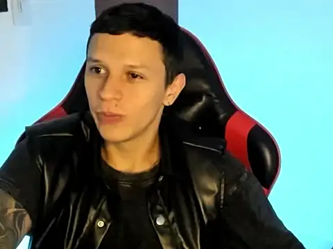Snapshot of goodboy69l chatting on 5, 7, 2026 goodboy69l online show from 5, 7, 2026