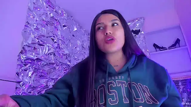 SarahStones online show from 29, 11, 2025