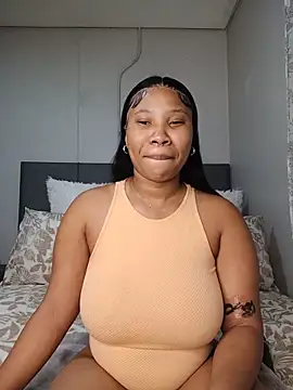 DrippinCaramelCutie online show from 19, 5, 2026