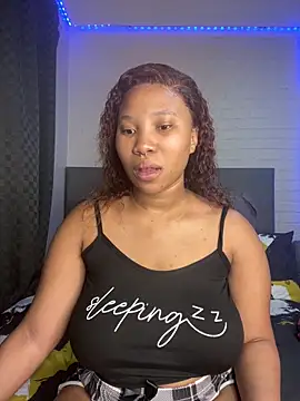 DrippinCaramelCutie online show from 3, 3, 2026