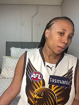 DrippinCaramelCutie online show from 20, 4, 2026