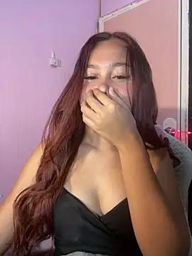 Snapshot of ursweet_babygirl chatting on 30, 4, 2026 ursweet babygirl online show from 30, 4, 2026