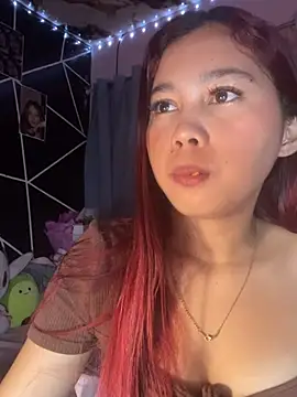 Snapshot of ursweet_babygirl chatting on 10, 7, 2026 ursweet babygirl online show from 10, 7, 2026