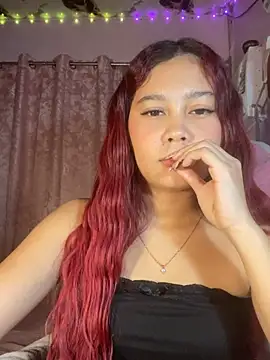 Snapshot of ursweet_babygirl chatting on 13, 7, 2026 ursweet babygirl online show from 13, 7, 2026