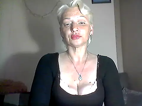 Snapshot of MaryJane441 chatting on 2, 6, 2026 MaryJane441 online show from 2, 6, 2026