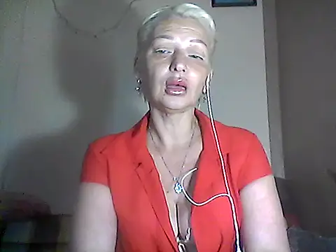 Snapshot of MaryJane441 chatting on 8, 7, 2026 MaryJane441 online show from 8, 7, 2026
