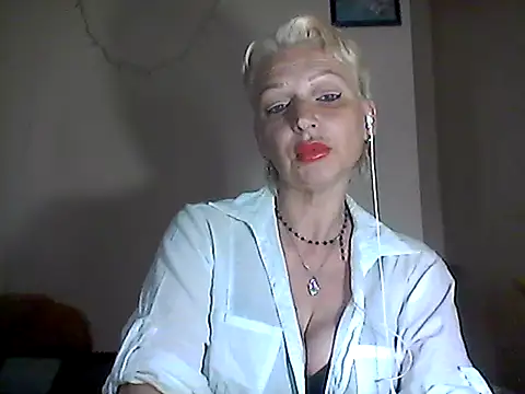 Snapshot of MaryJane441 chatting on 18, 5, 2026 MaryJane441 online show from 18, 5, 2026