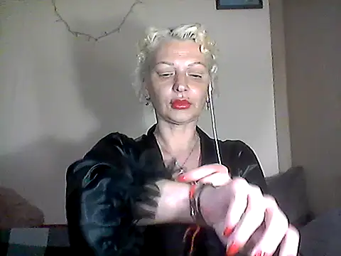Snapshot of MaryJane441 chatting on 9, 5, 2026 MaryJane441 online show from 9, 5, 2026
