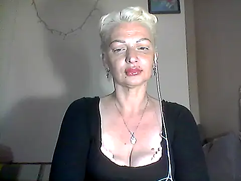 Snapshot of MaryJane441 chatting on 12, 6, 2026 MaryJane441 online show from 12, 6, 2026