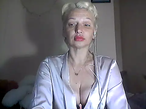 Snapshot of MaryJane441 chatting on 28, 4, 2026 MaryJane441 online show from 28, 4, 2026