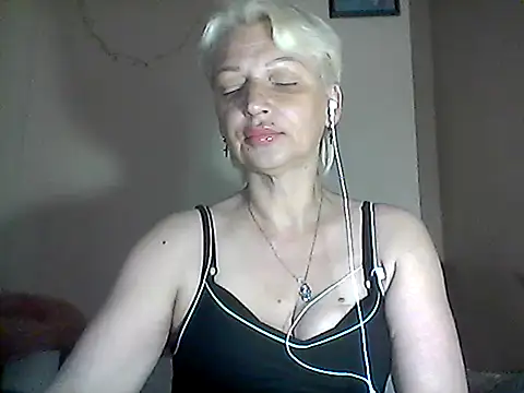 Snapshot of MaryJane441 chatting on 5, 6, 2026 MaryJane441 online show from 5, 6, 2026