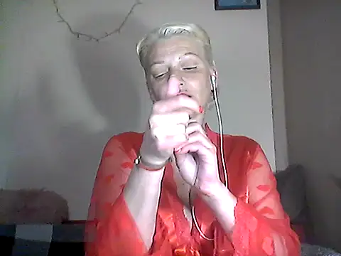 Snapshot of MaryJane441 chatting on 7, 5, 2026 MaryJane441 online show from 7, 5, 2026