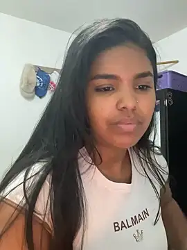 zoe roux21 online show from 20, 10, 2025