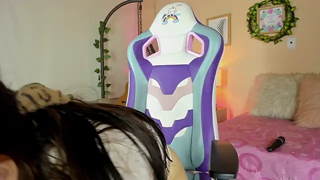 honey fox1 online show from 14, 3, 2025