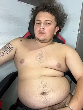 AndresChuboi online show from 2, 12, 2025