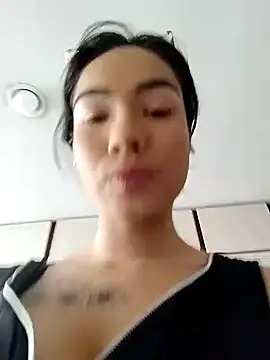 scarlet castro online show from 4, 11, 2025