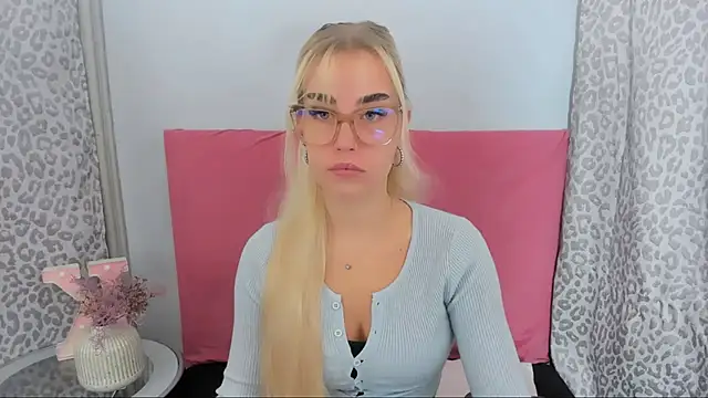 KristyHoney online show from 23, 11, 2025