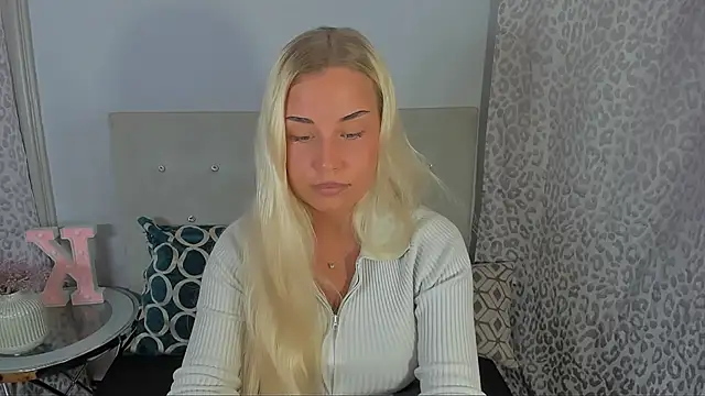 Snapshot of KristyHoney chatting on 20, 7, 2026 KristyHoney online show from 20, 7, 2026