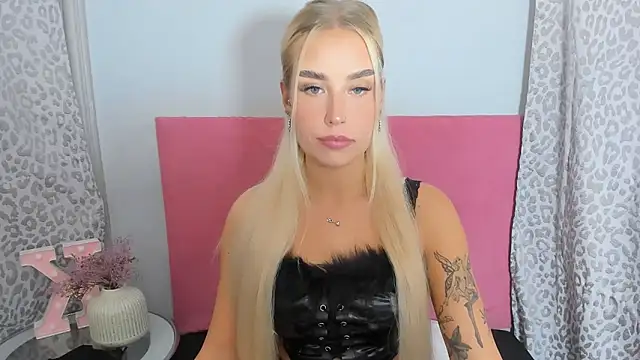 KristyHoney online show from 14, 11, 2025