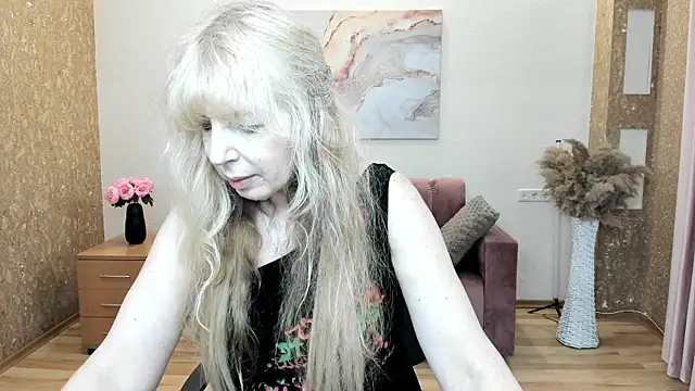 Snapshot of Anna_Diax chatting on 22, 5, 2026 Anna Diax online show from 22, 5, 2026