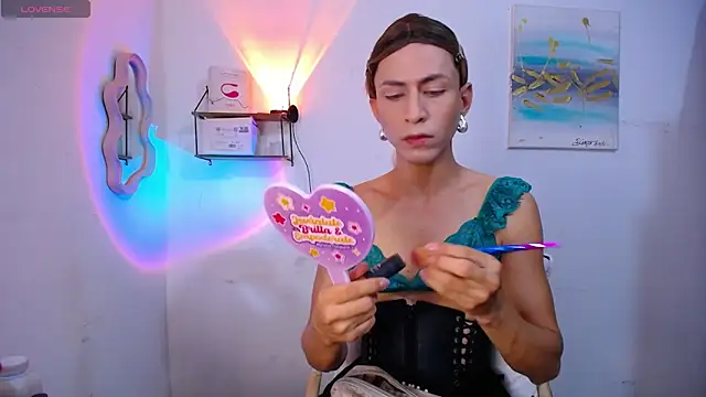 Snapshot of LiahGrey7 chatting on 13, 5, 2026 LiahGrey7 online show from 13, 5, 2026