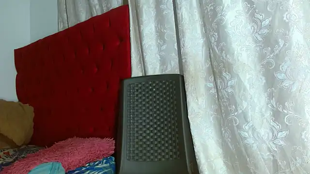 cristinamontiel online show from 10, 10, 2025