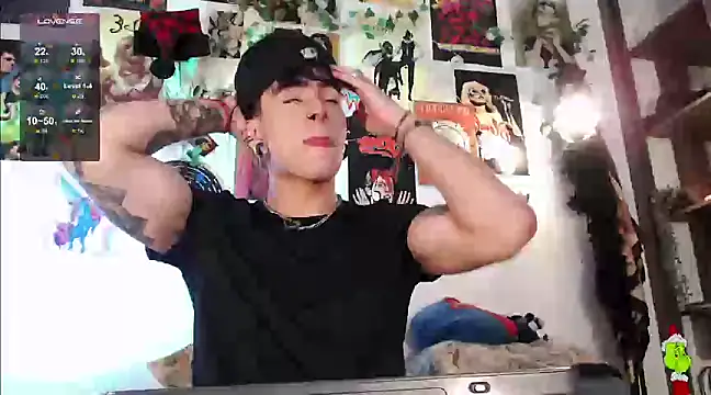 Snapshot of Mathew_stardust chatting on 10, 1, 2025 Mathew stardust online show from 10, 1, 2025