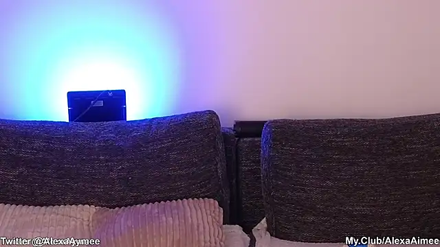 AlexaAimee online show from 15, 12, 2025