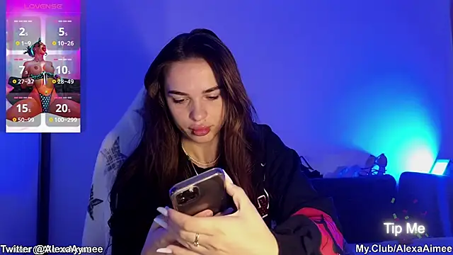 AlexaAimee online show from 13, 11, 2025