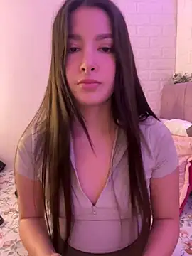 Snapshot of annaharper- chatting on 18, 10, 2025 annaharper- online show from 18, 10, 2025